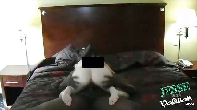 یک کارمند از دزدیدن کیک میلف لذت می برد و آنها را خیلی خیس می عکس سکسی لز کند