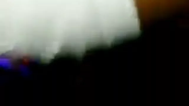 پسرخوانده ای به همسرش کمک می کند تا نقشه اش لز زن با زن را برای پدرش اجرا کند