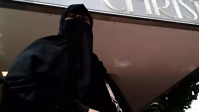 افسری که شوهر سابقش میلفس دارد، بیدمشک ویدیو سکس لزبین او را به هم می زند