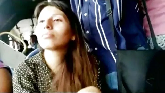 رایلی استیل شلخته POV بازگشته و آماده سکس لز قشنگ است